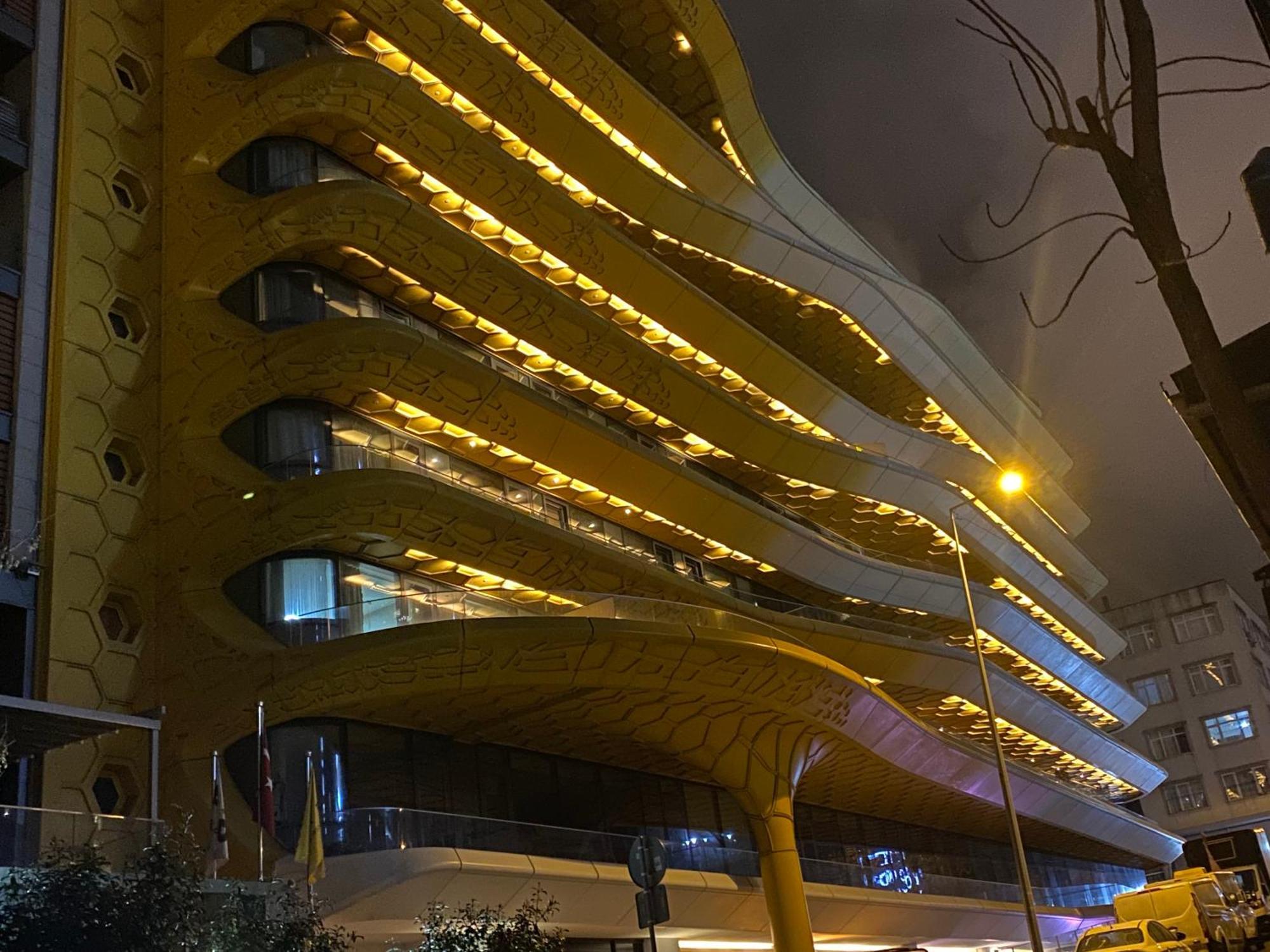 The Y Istanbul Suites Exteriör bild